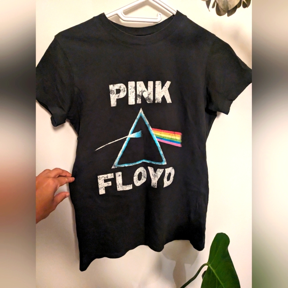 BUNDLE TO SAVE! Pink Floyd T